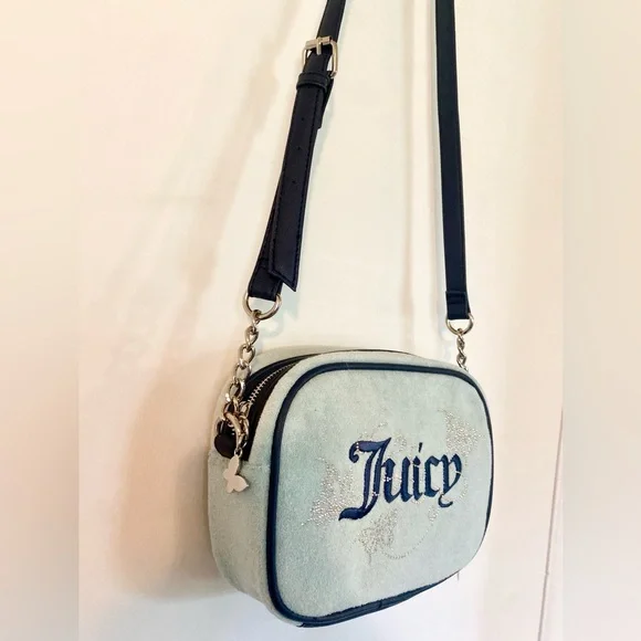 NWT Juicy Couture Wingin It Camera Bag Crossbody Purse Butterfly Detail & Charm - Picture 4 of 9